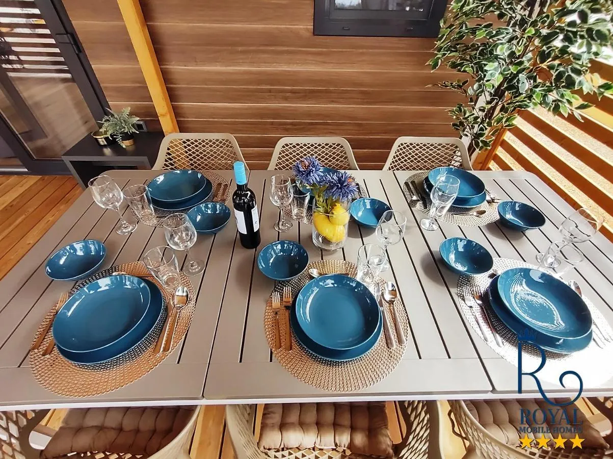Mobile Homes Royal R Biograd Na Moru 0*,